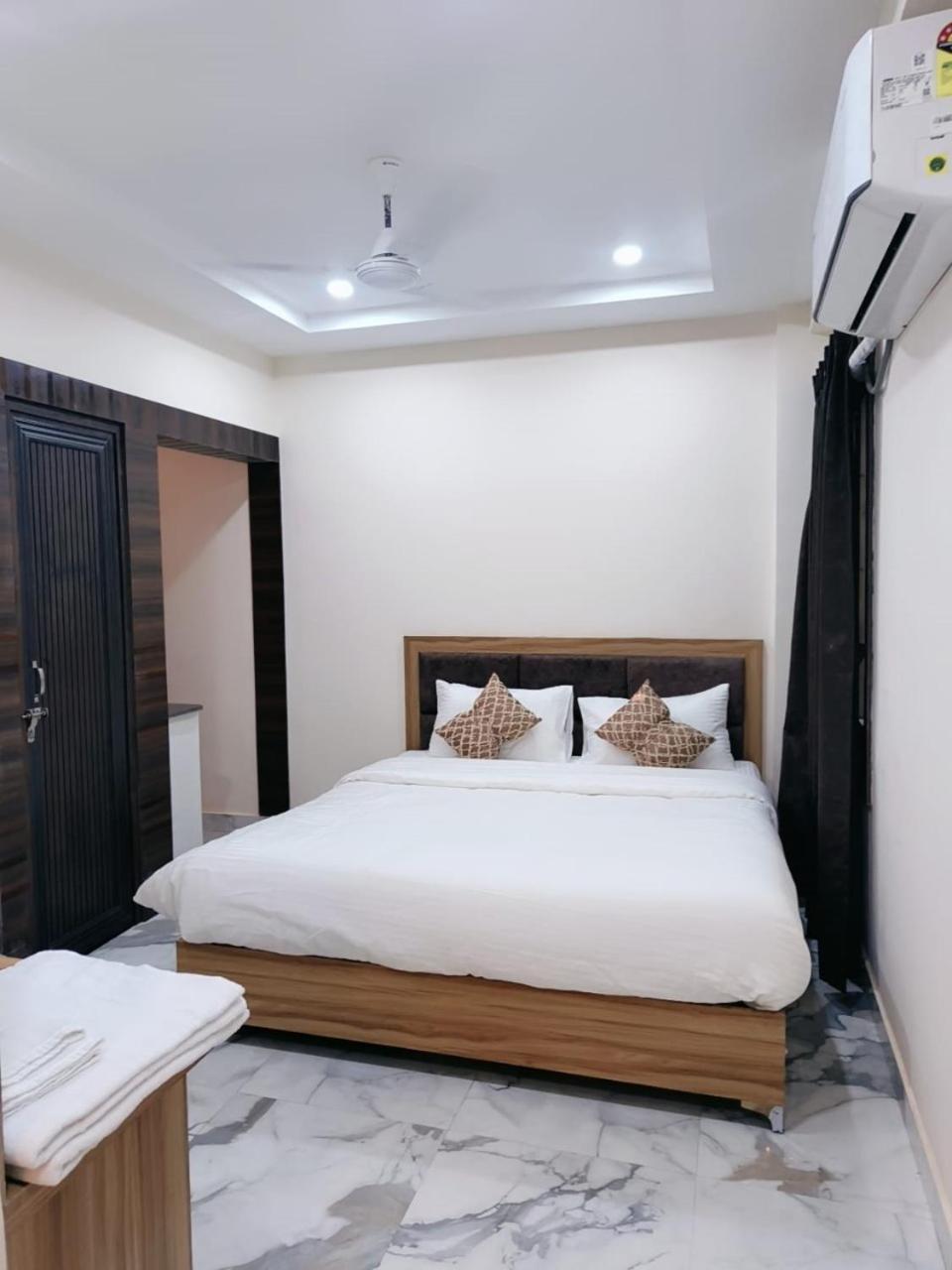 Nandi Retreat Homestay Varanasi Exterior photo