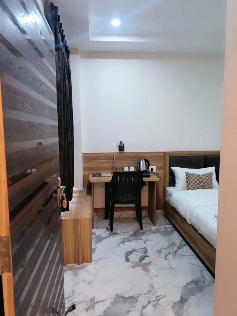 Nandi Retreat Homestay Varanasi Exterior photo